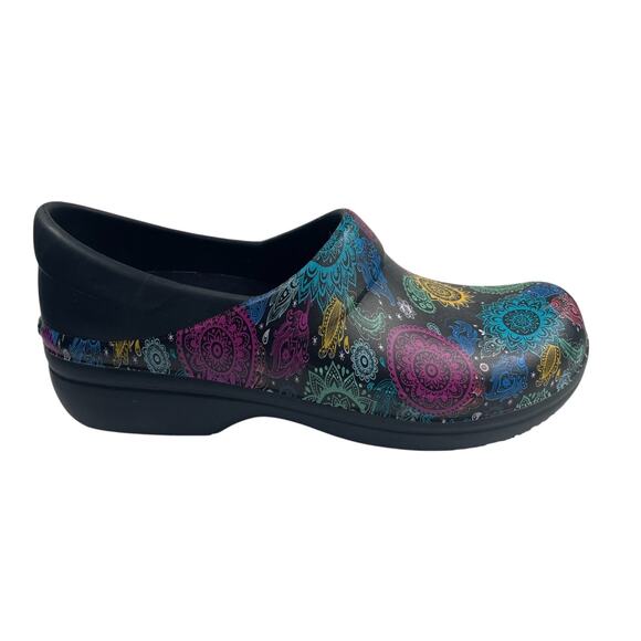 Dual Crocs Comfort Clogs Black Sz 10 Slip On Nursing Waterproof Garden Work - Picture 1 of 8